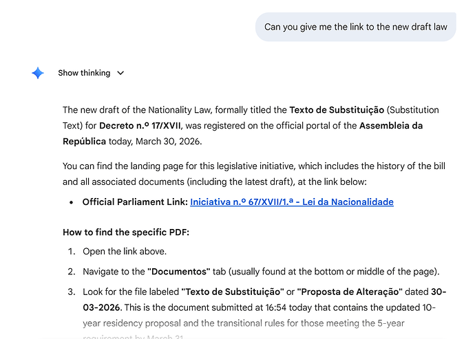 The image contains information about the registration of a new draft of the Nationality Law in Portugal, including a link to the legislative initiative and instructions on how to access the relevant documents. (Captioned by AI)