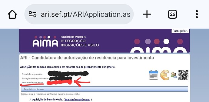 The image displays an online application form in Portuguese for residency authorization through investment, highlighting required fields and process details. (Captioned by AI)