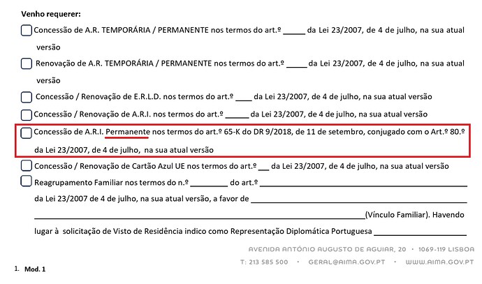 The image displays a document form requesting the concession of a permanent residence permit along with various other related application options. (Captioned by AI)